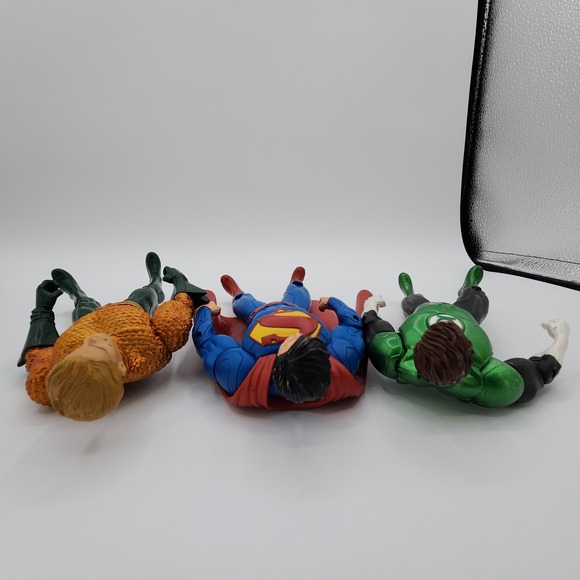 Lot of 3 DC Direct Superman Aquaman Green Lantern New 52 Justice League Figures - Picture 16 of 16
